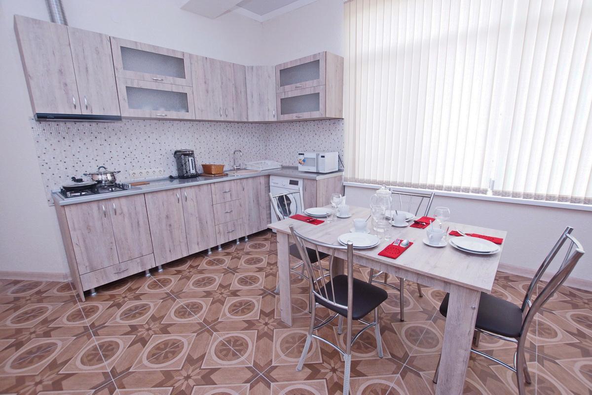 Guest House Belyi Lebed Sukhumi Ngoại thất bức ảnh
