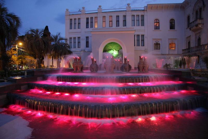 Guest House Belyi Lebed Sukhumi Ngoại thất bức ảnh